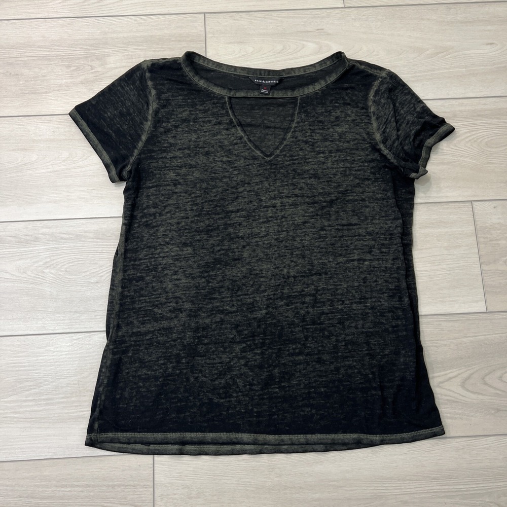 ROCK & REPUBLIC Short Sleeve Thin Heathered Blouse Shirt V-Neck Keyhole Size M
